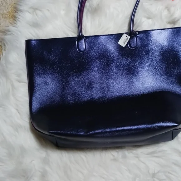 NWT Bath & Body Works large blue tote,  with small glitter pouch that zips - Picture 2 of 8